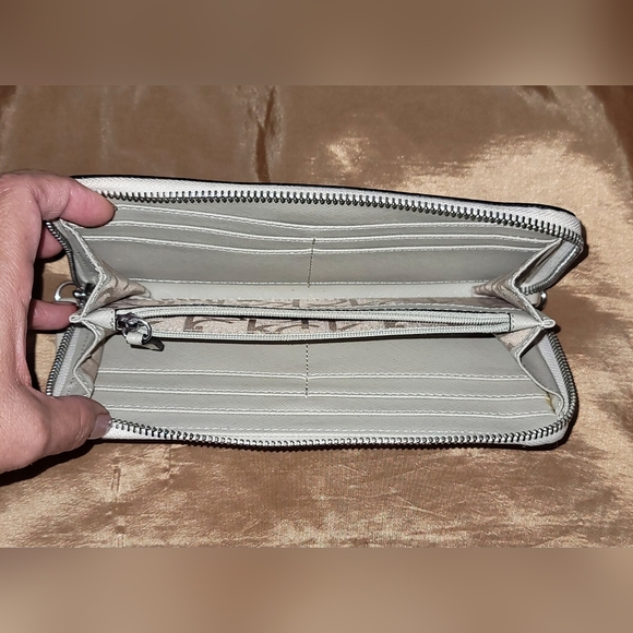 Calvin Klein White and Brown Monogram Wallet - Picture 5 of 7